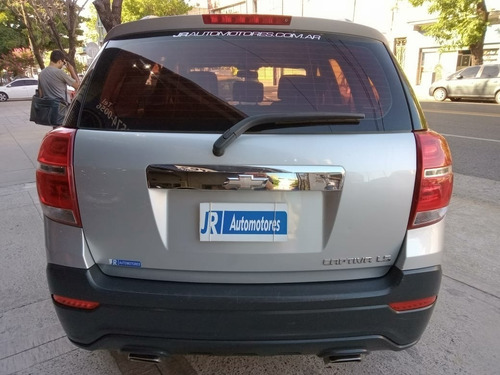 Chevrolet Captiva 2.4 Ls Mt 3 Filas Full