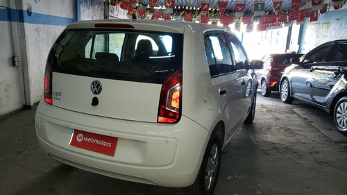 Imagem 6 de 11 de Volkswagen Up! 2017 1.0 Take 5p