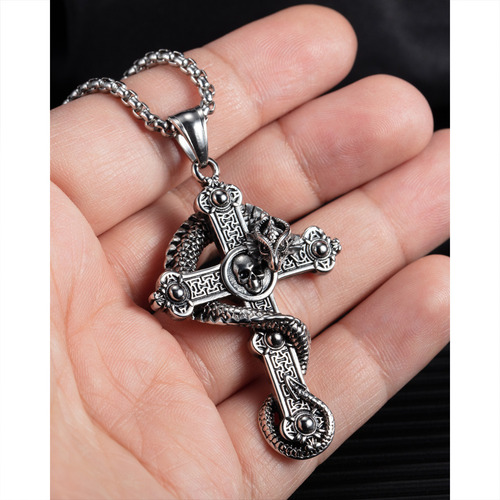 Collar Skull Cross