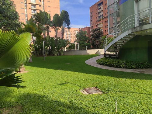 Se Alquila Bello Apartamento En Boleíta/112mt2 / 2h+-2b+2e