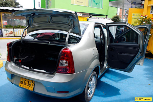Imagen 12 de 25 de Renault Logan