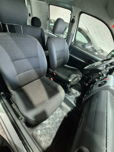 Peugeot Partner 1.4 Furgon Confort 5as