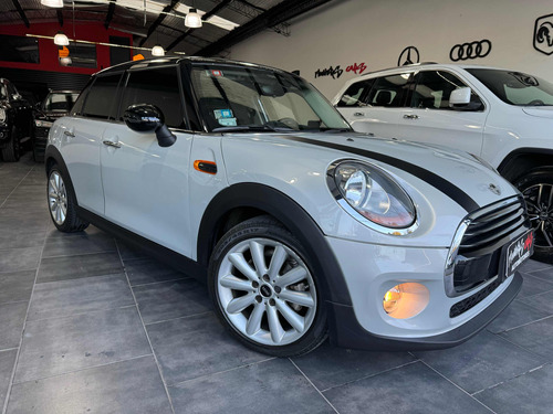 Mini Cooper 1,6