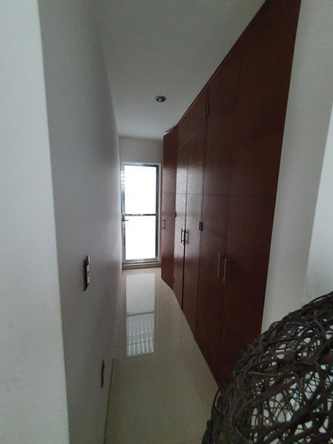Vendo Casa En Centro Sur, Claustros De Las Misiones, Roof Garden, 3 Niveles