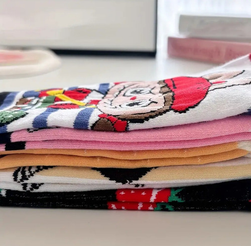 5 Pares De Calcetines Labubu Multicolor Modelo#2 Estampado Fresita Unitalla