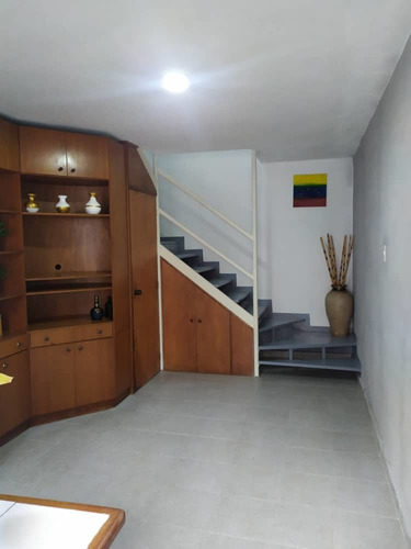 Imagen 2 de 6 de Town House Alquiler Guayabal Gabriela04121324237