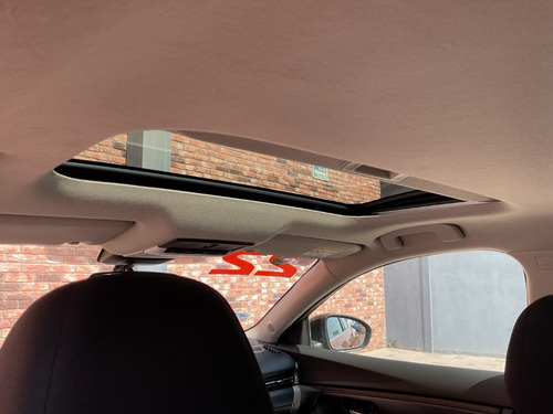Nissan Sentra Sr Bitono Ta, 1.6l, 4cil, Naranja Bitono 2022