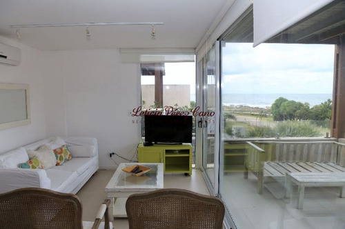 Imagen 6 de 9 de Venta Apartamento Al Frente En Edificio De La Ruta Al Mar La Barra