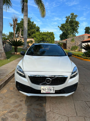 Volvo V40 2.0 Inspirion Awd T5 Cross Country At
