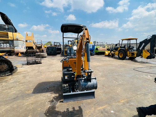 Miniexcavadora Pessato E12k Año 2022
