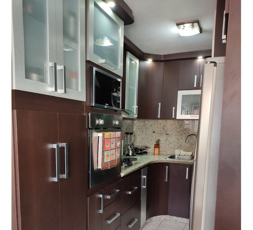 Imagen 2 de 11 de Apartamento De 82mts2 3hab, 2b, 2e Lomas Del Avila.
