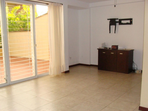 Imagen 2 de 15 de Townhouse En Venta Loma Linda 22-21350 Eva Castillo 0414.306.72.20