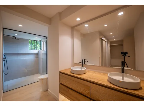 Apartamento De 189 M2 Totalmente Remodelado En La Tomatera, El Poblado