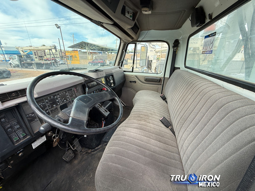 Grua Barrena 1999 International 4700 Con Terex De 11.72 Ton