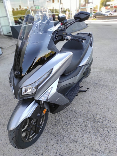 Imagen 2 de 8 de Kymco X-town 250 Cc