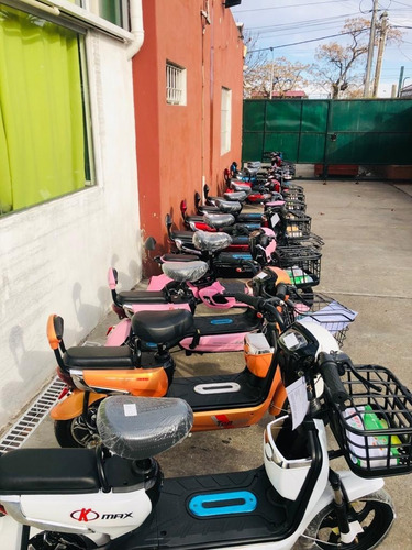 Moto Eléctrica Max 350 Yumbo 500 800 Scooter 100% Financiada