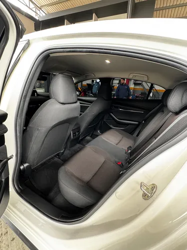 Mazda 3 2.0 Touring At Hibrido Ligero - Mhev