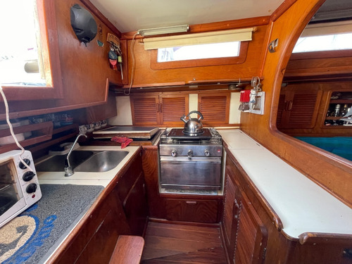 Imagen 12 de 19 de Velero Peterson 34 Nanni 36 Hp Diesel