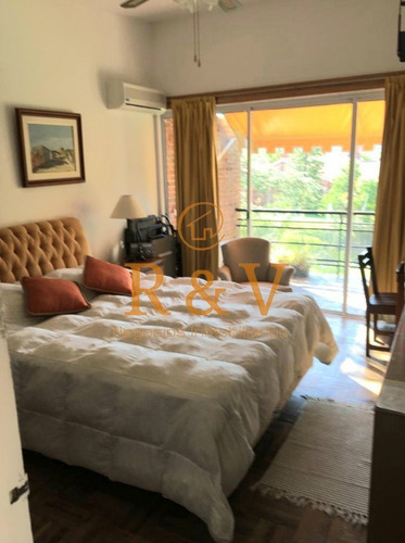 Imagen 10 de 21 de Excelente Casa De 3 Plantas En La Mansa, 5 Dormitorios, 1 Suite, Living Comedor, Parrillero, Garage Para 2 Autos