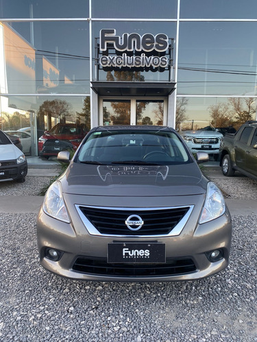Nissan Versa 1.6 Advance Mt