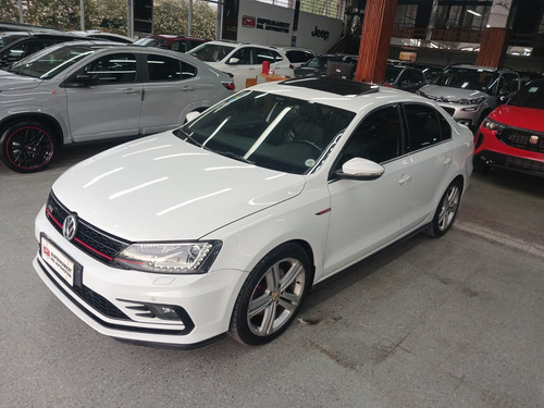 Volkswagen Vento 2.0 Tsi Gli 211cv App Connect