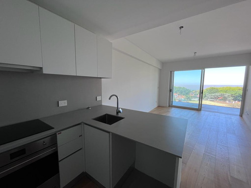 Venta Departamento 2 Ambientes En La Lucila Con Vista Panorámica Al Río