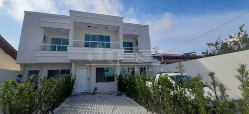 Imagem 1 de 4 de Sobrado 2 Suites Em Pereque Porto Belo - 4282