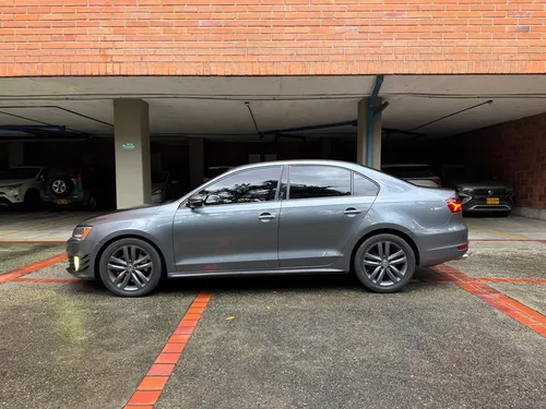 Volkswagen Jetta Gli