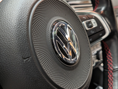 Volkswagen Vento 2.0 Tsi Gli 211cv App Connect + Nav