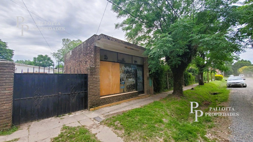 Chalet En Maschwitz Centro Con Excelente Lote