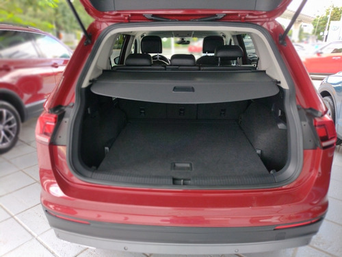 Imagen 5 de 10 de Volkswagen Tiguan 2018 1.4 Comfortline At