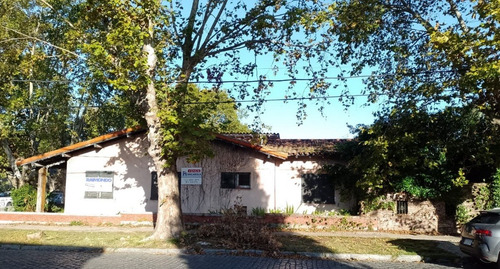 Imagen 3 de 15 de Venta De Casa Sobre Avenida Amenedo