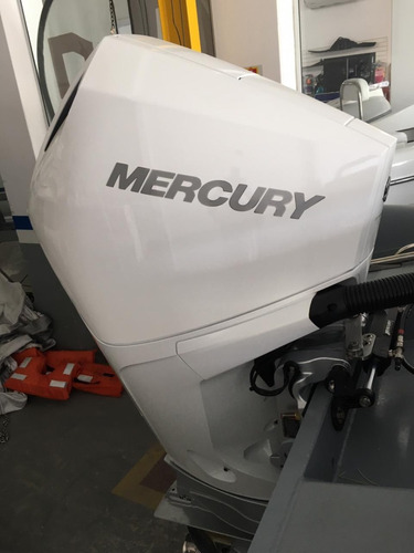 Imagem 1 de 9 de Motor Mercury 200hp Xl Branco Zero!