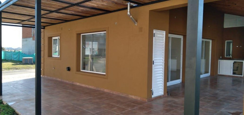 Imagen 6 de 14 de Casa En Santa Ines De Canning! Al Pulmon Verde! Toma Depto!