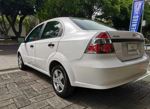 Imagen 5 de 13 de Chevrolet Aveo 2017 1.6 Lt Bolsas De Aire Y Abs Mt (5337)