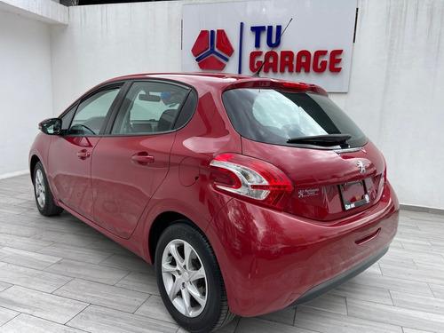 Imagen 4 de 10 de Peugeot 208 Allure 2014