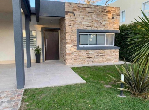 Imagen 4 de 14 de Casa En Venta En Altos De Hudson Ii