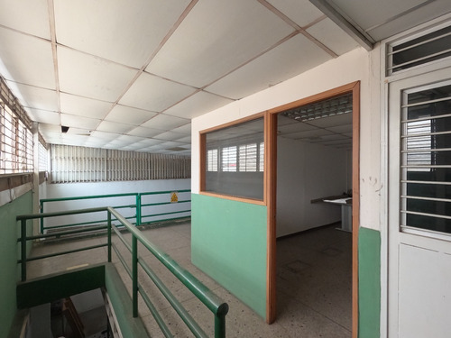Imagen 12 de 30 de Local Comercial En Alquiler Zona Oeste Barquisimeto Fgr 0424/432.83.48 Cod 23-14770