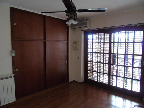 Imagen 14 de 30 de Casa En La Plata Calle 4 E/32 Y 33 Dacal Bienes Raices