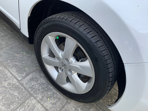 Imagen 5 de 12 de Nissan Tiida Sedan Advance Tm Ac 1.8 2018