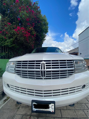 Imagen 2 de 12 de Lincoln Navigator 2013 5.4 L 4x2 Mt