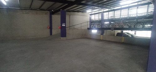 Imagen 2 de 3 de Venta - Cochera - Paseo Del Siglo