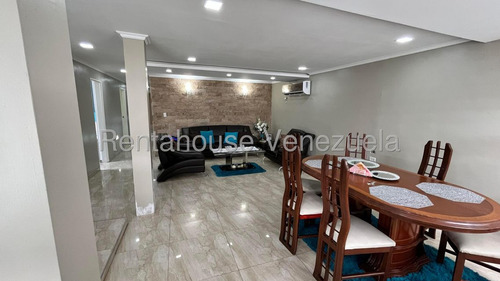 Casa En Venta En Campo Claro 3 Niveles Caracas Angela Tochon
