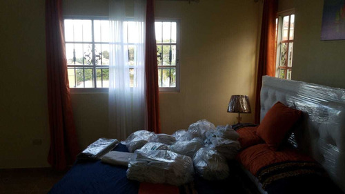 Imagen 6 de 14 de Se Vende Casa De 4 Habitaciones