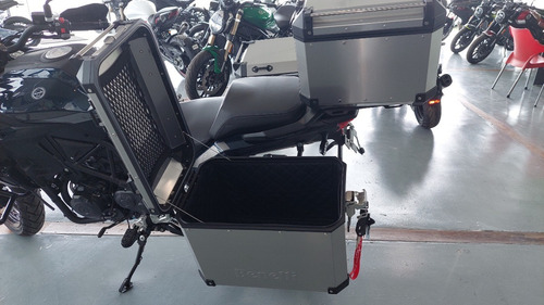 Imagen 13 de 15 de Benelli Trk502 X