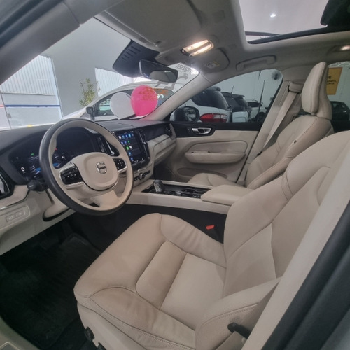 Volvo XC60 T-8 Plus 2.0 AWD (Híbrido)