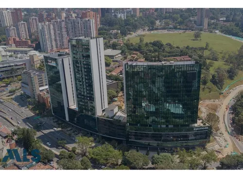 Vive Con Lujo Y Comodidad En El Corazón De Medell...(mls#254203)