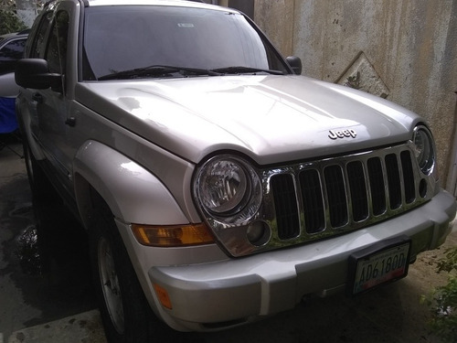 Jeep Cherokee Límited 2006 Jk