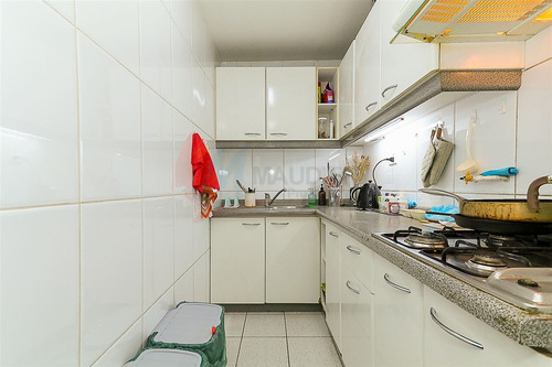 Departamento En Venta De 1 Dorm. En Las Condes