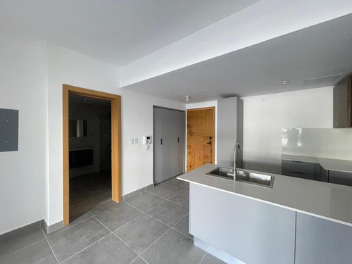 ¡apartamento De Lujo En Alquiler Con Amenidades De Resort!